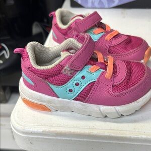 Saucony Kids' Fuchsia and Teal Sneakers